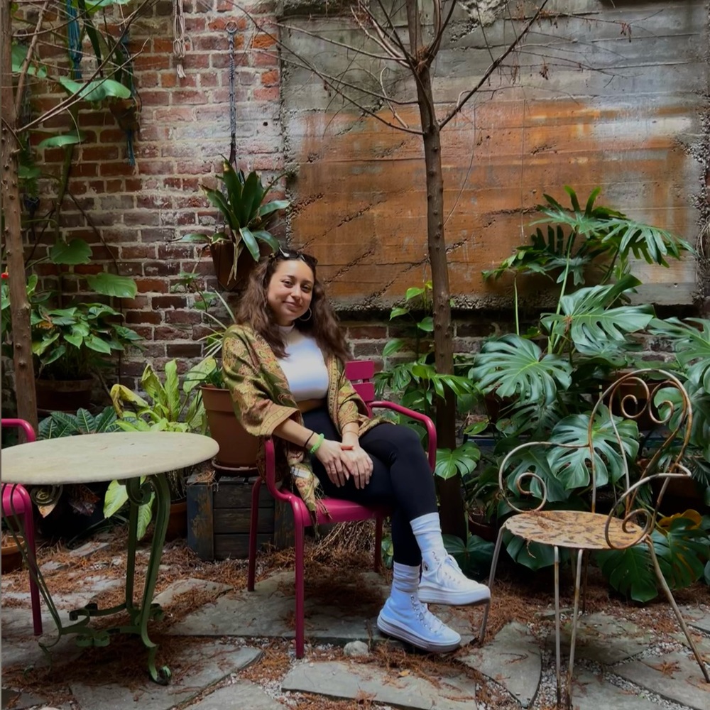 Meet your Posher, Ana